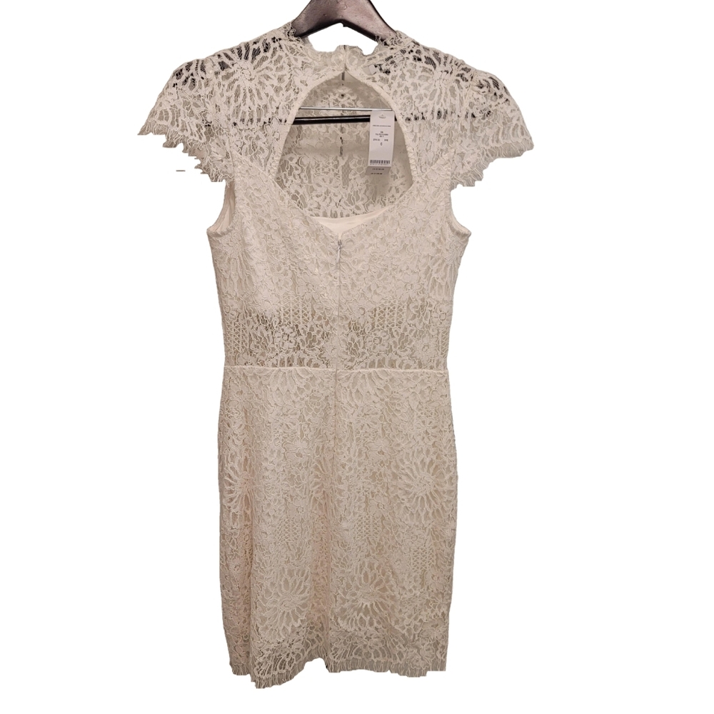 NWT BEBE JESSIE WHITE LACE MOCK NECK DRESS $139 SIZE 6 - Picture 7 of 15